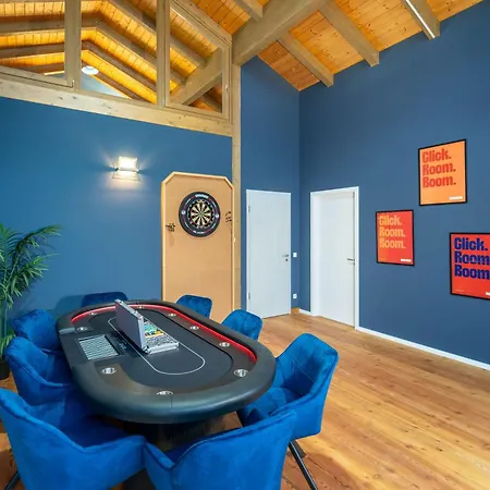 Alpine Clubhouse Wellness-entertainment-villa 빌라