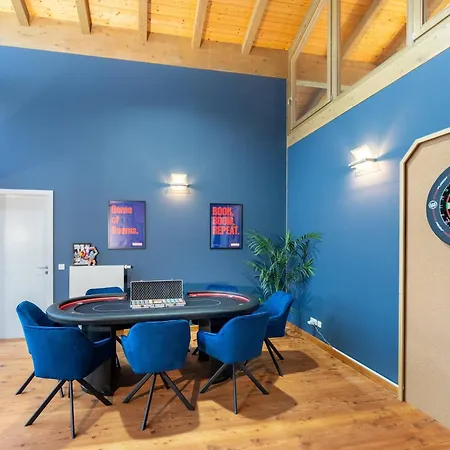 Alpine Clubhouse Wellness-entertainment-villa